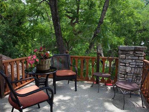 Creekhaven Inn & Spa Wimberley Exterior foto