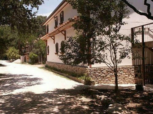 Creekhaven Inn & Spa Wimberley Exterior foto
